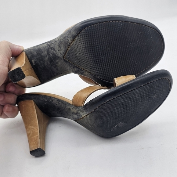 Tod's Beige Leather Heeled Sandals Size 6 Cross strap - Picture 8 of 10